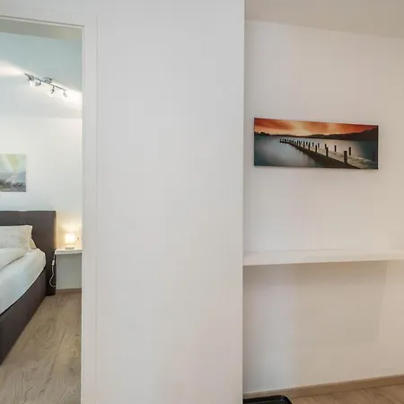 Apartament Star - Vogelhaus